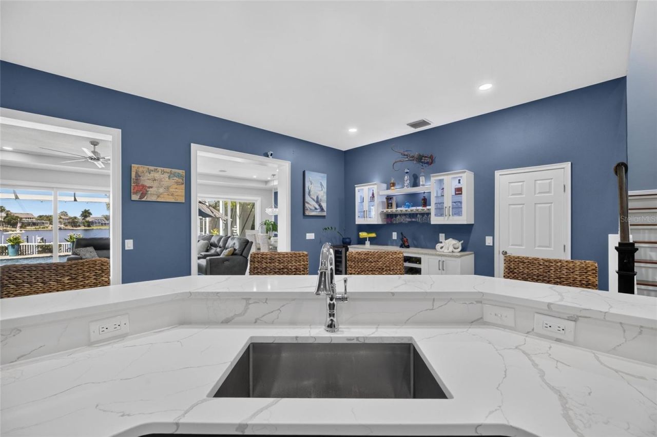 5216 Point Harbor Lane, Apollo Beach, FL 33572 Photo