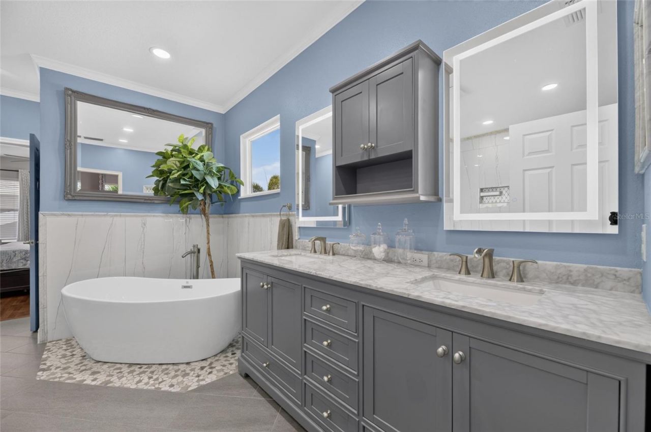 5216 Point Harbor Lane, Apollo Beach, FL 33572 Photo