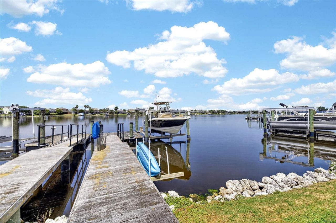 5216 Point Harbor Lane, Apollo Beach, FL 33572 Photo