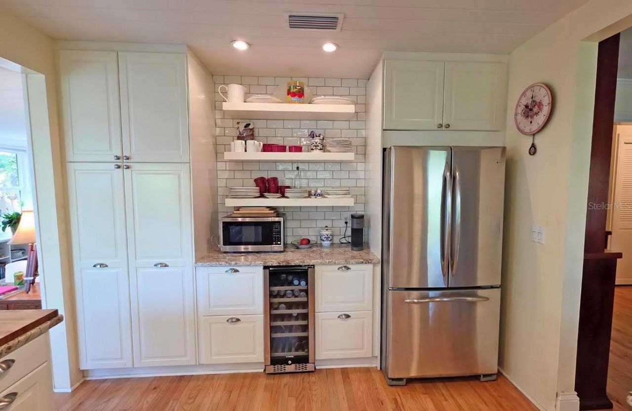 2310 Hickory Avenue, Sarasota, FL 34234 Photo
