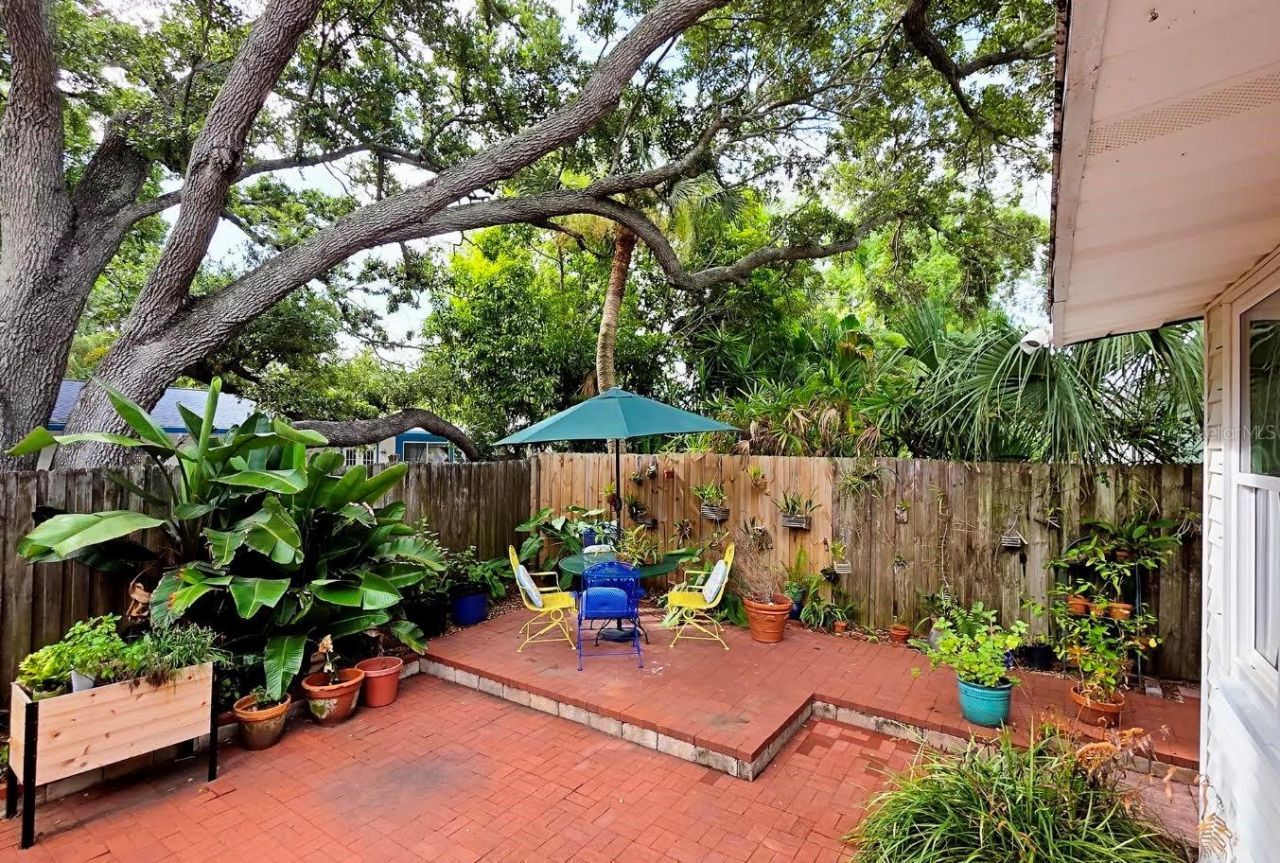 2310 Hickory Avenue, Sarasota, FL 34234 Photo