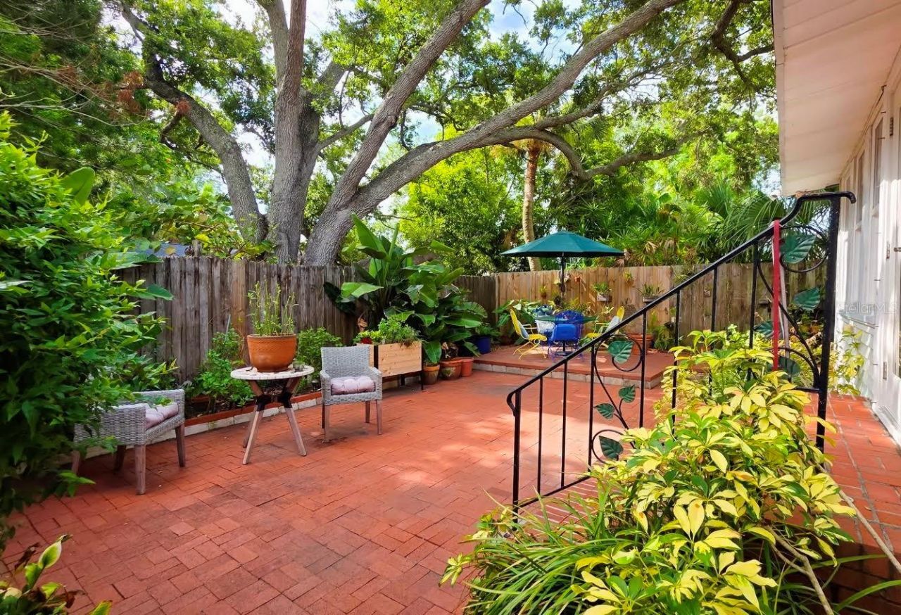 2310 Hickory Avenue, Sarasota, FL 34234 Photo