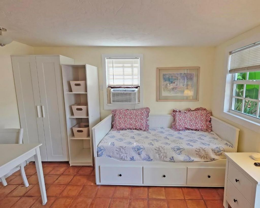 2310 Hickory Avenue, Sarasota, FL 34234 Photo