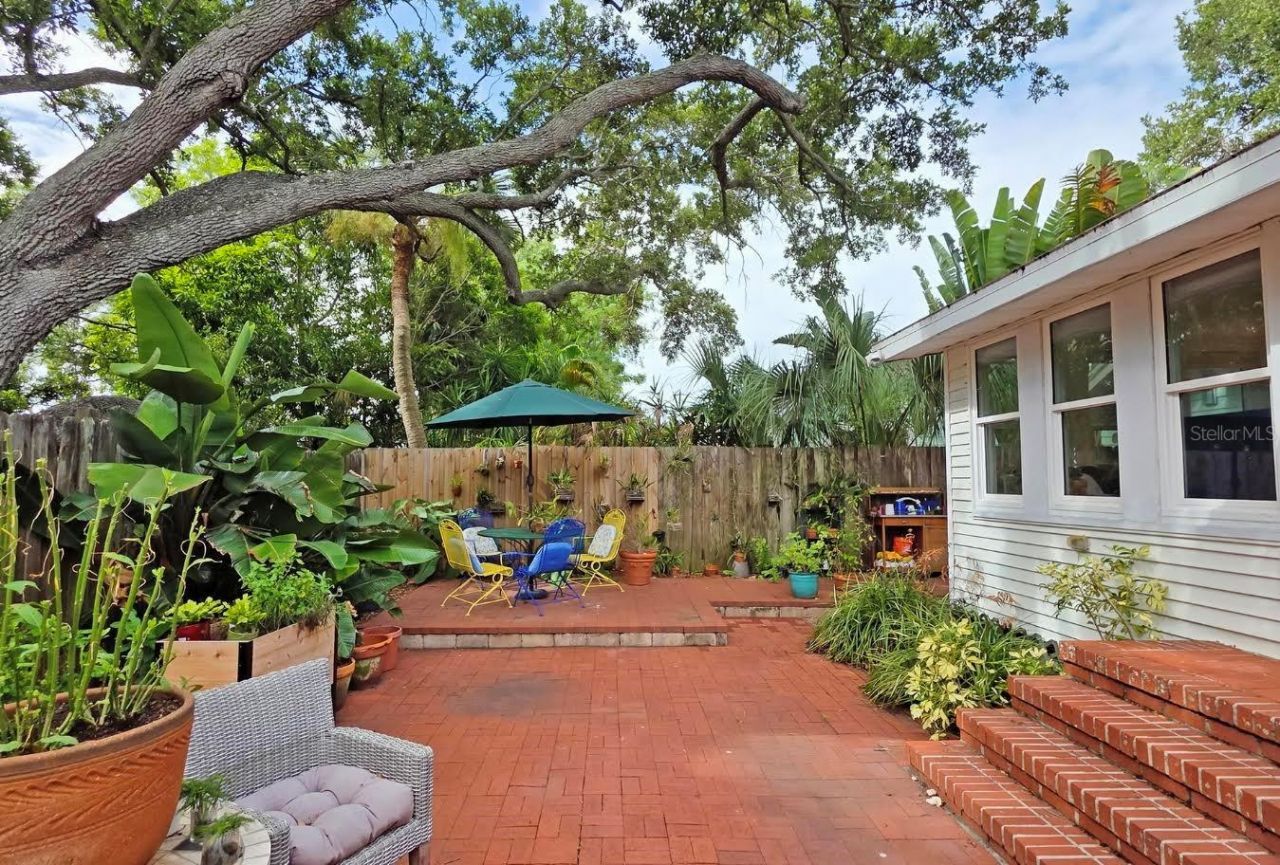 2310 Hickory Avenue, Sarasota, FL 34234 Photo