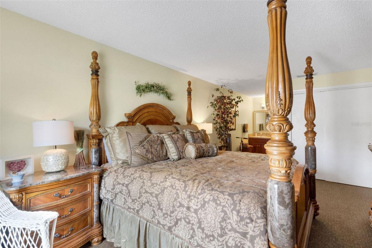 4223 Oak Loop , Unit 49, Mulberry, FL 33860 Photo