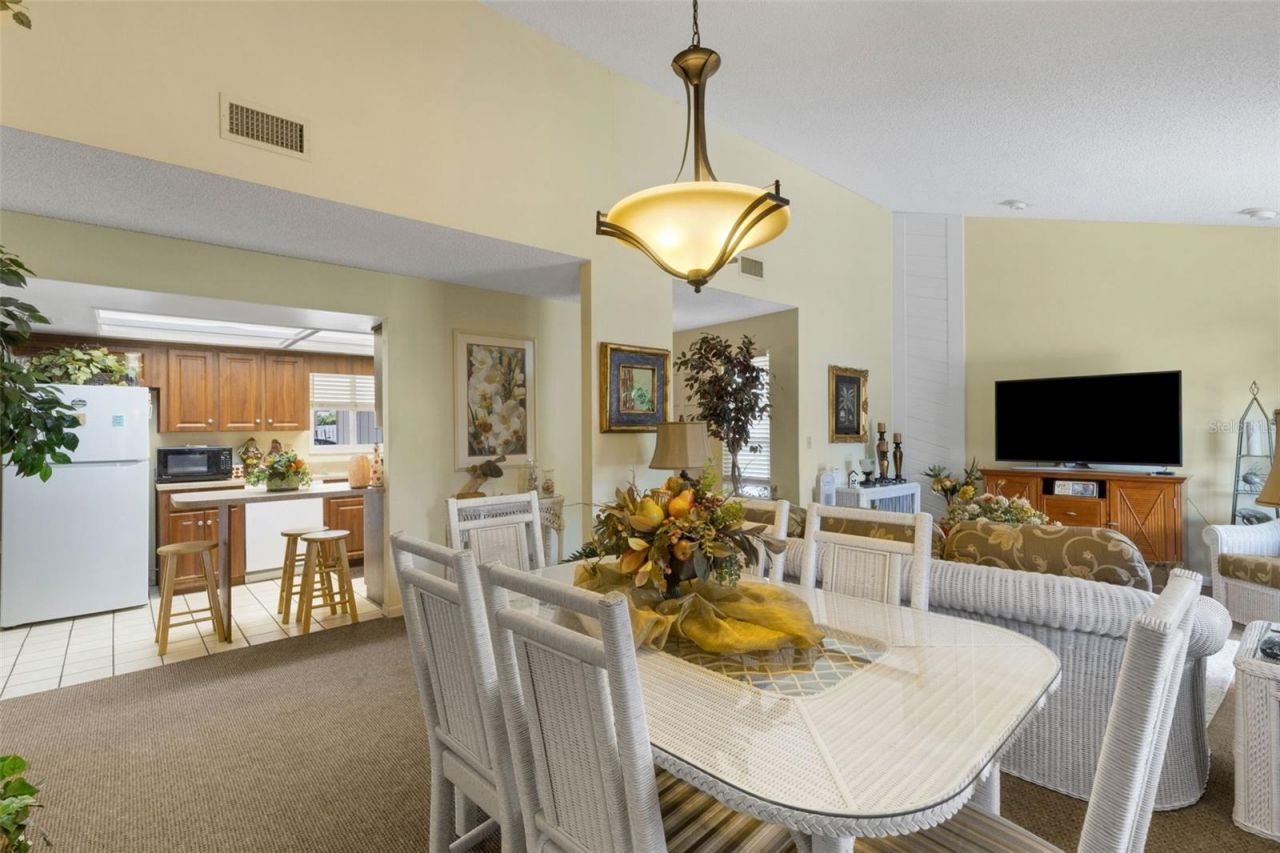 4223 Oak Loop , Unit 49, Mulberry, FL 33860 Photo