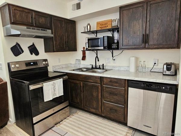 1830 Newland Court, Unit 320, Lakewood, CO 80214