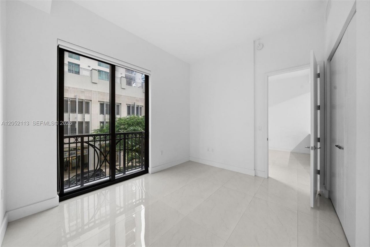 301 Altara Ave , Unit 205, Coral Gables, FL 33146 Photo