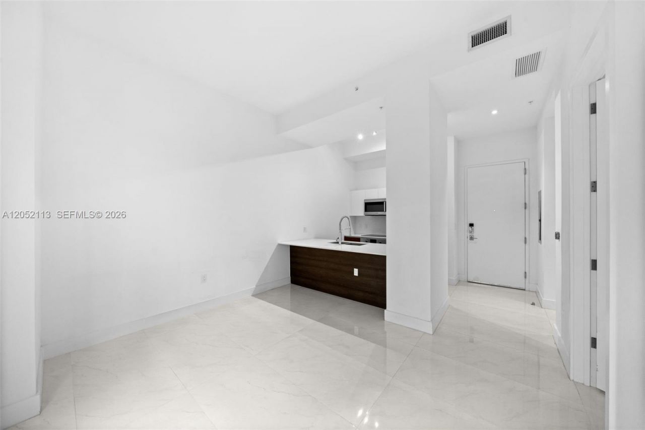 301 Altara Ave , Unit 205, Coral Gables, FL 33146 Photo