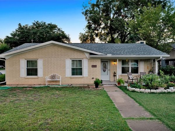 800 Patricia Street, Irving, TX 75060