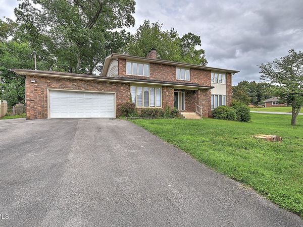 905 Meadow Lane, Kingsport, TN 37663