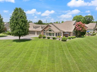 373 Chateau Place, Bronston, KY 42518