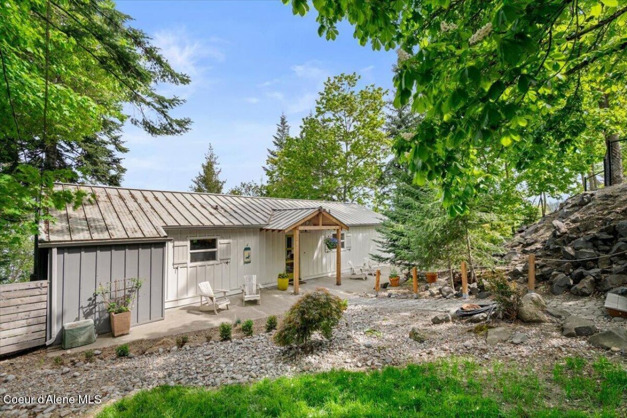 2937 E Upper Hayden Lake RD primary photo