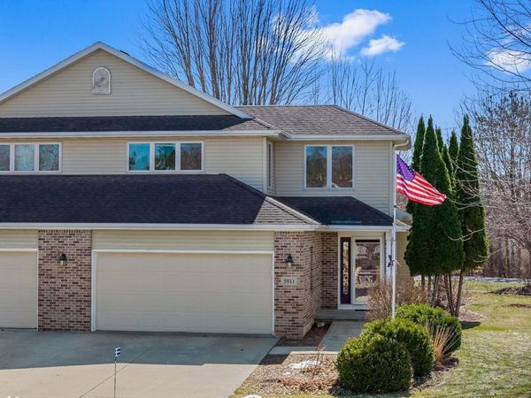 5911 E Open Meadow, McFarland, WI 53558