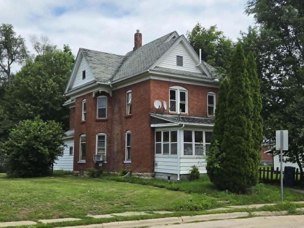 440 BOWEN, SAVANNA, IL 61074