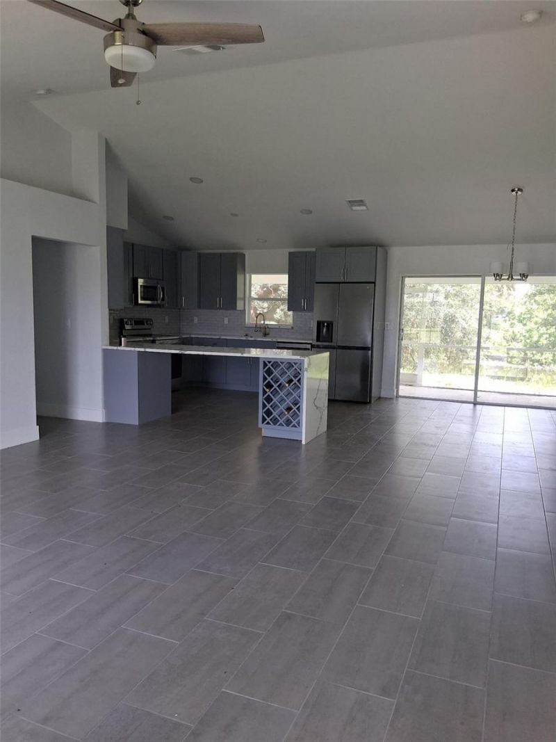 850 SW 15th Street , Cape Coral, FL 33991 Photo
