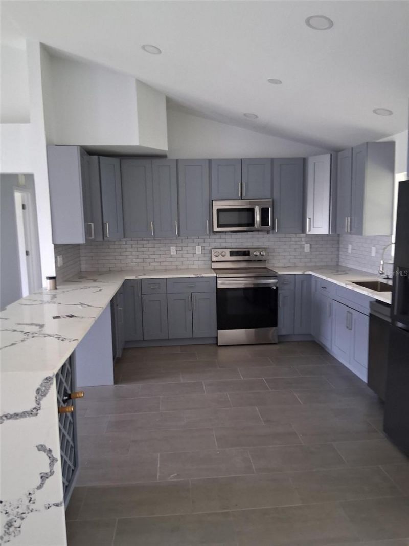 850 SW 15th Street , Cape Coral, FL 33991 Photo