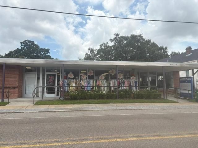 714 LAFAYETTE Street, Gretna, LA 70053