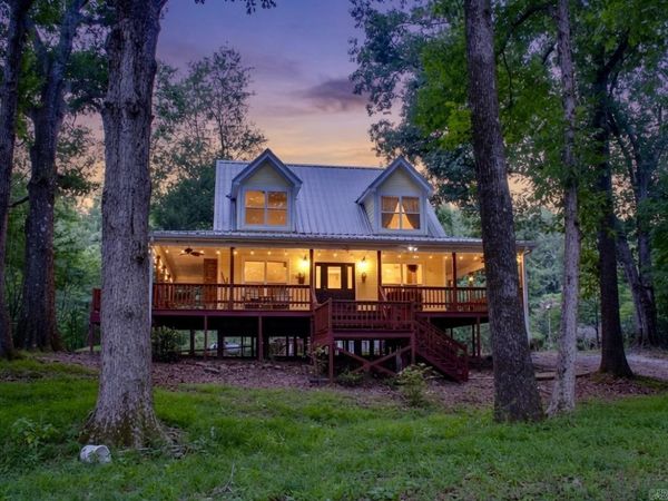156 Polk Road 38, Hatfield, AR 71945
