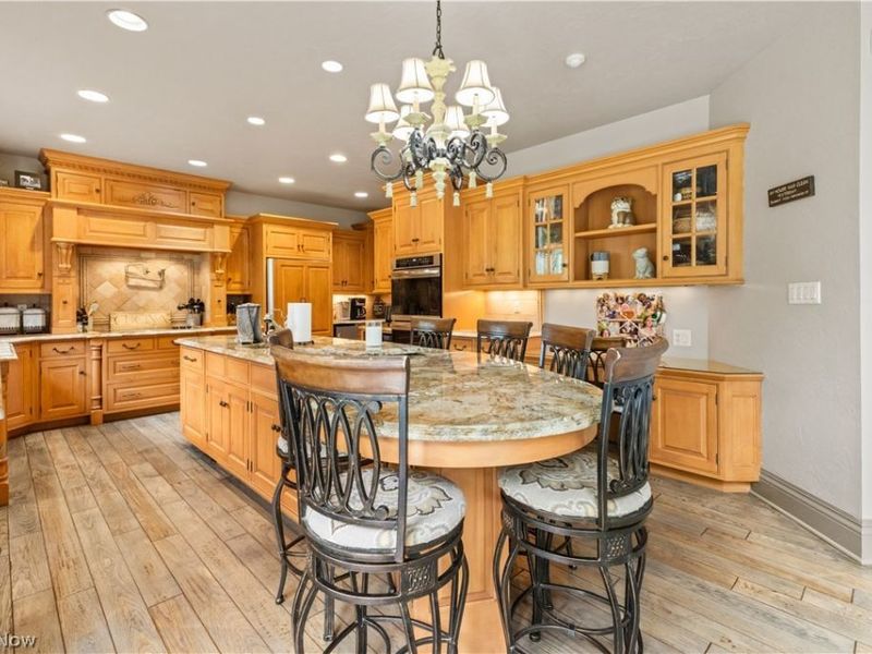 255 Cara Place, Wintersville, OH 43953 Photo 7