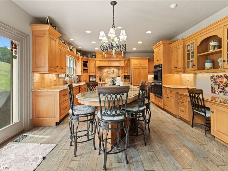 255 Cara Place, Wintersville, OH 43953 Photo 9