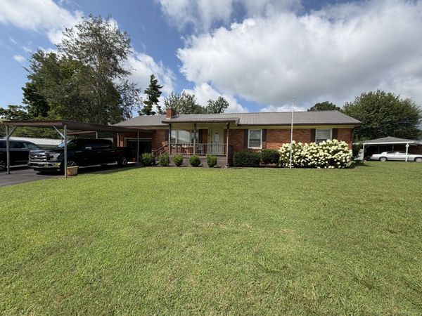 105 Skyline Dr , McMinnville, TN 37110