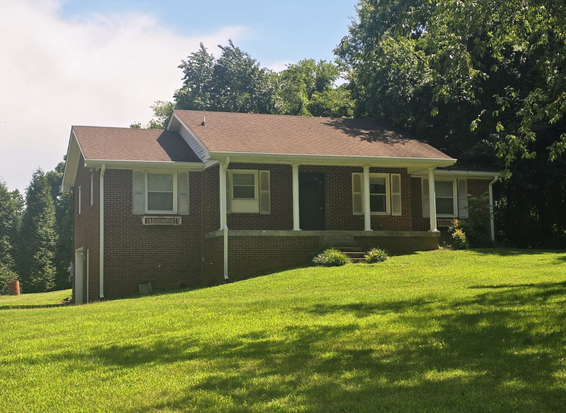 1455 Dividing Ridge Rd , Goodlettsville, TN 37072 Main Photo
