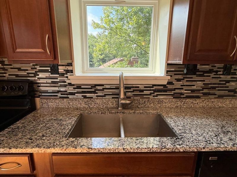 2420 Devils Backbone Road, Green Township, OH 45233 Photo 11