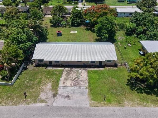 330 W Obispo AVE , CLEWISTON, FL 33440