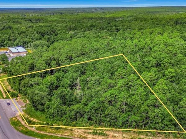 6647 Munson Hwy, Milton, FL 32570