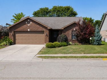 638 Willow Point Court, Troy, OH 45373