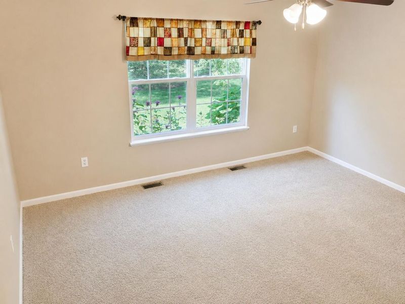 638 Willow Point Court, Troy, OH 45373 Photo 12