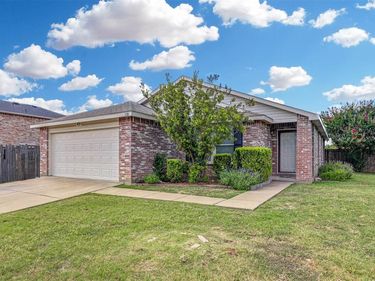 520 Brasenose Street, Fort Worth, TX 76036