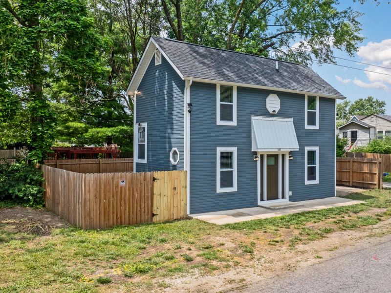 861 N Washington Avenue , Columbus, OH 43201 Photo 1