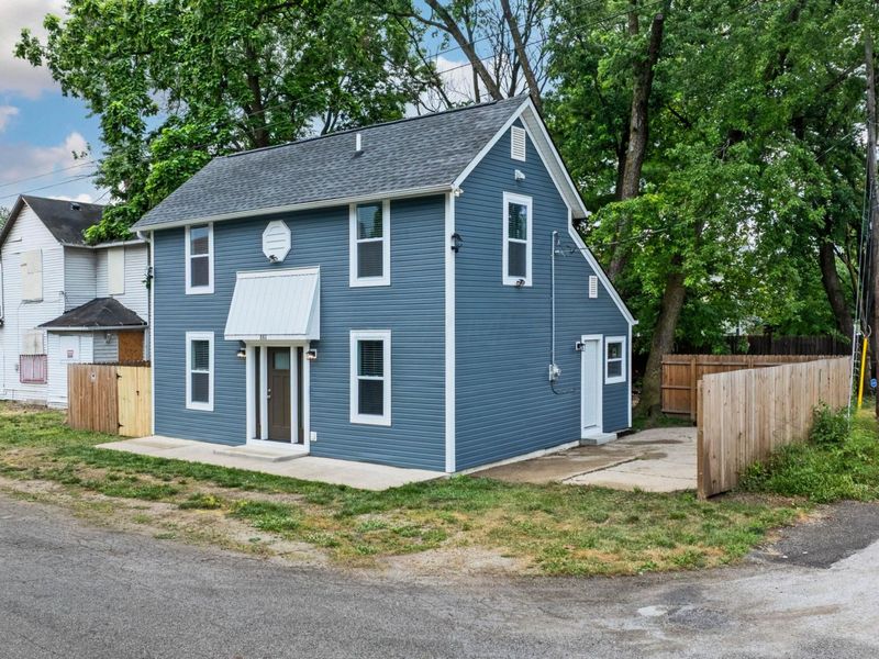 861 N Washington Avenue , Columbus, OH 43201 Photo 3