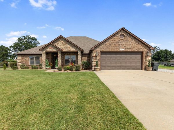 13113 Secretariat Drive, Scott, AR 72142
