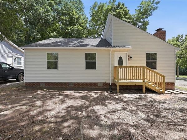 1136 Montlieu Avenue , High Point, NC 27262