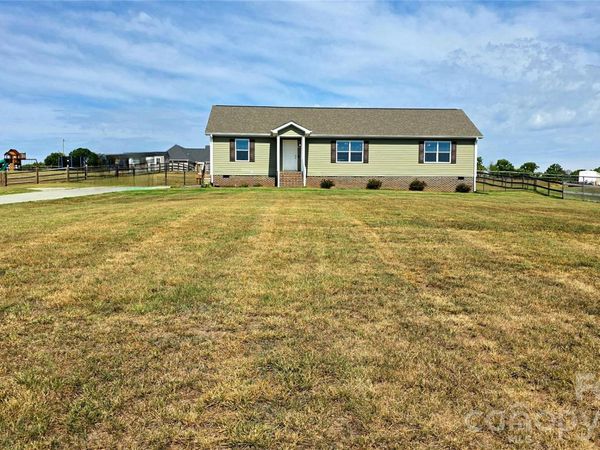 154 Back Acres Lane , Kannapolis, NC 28081