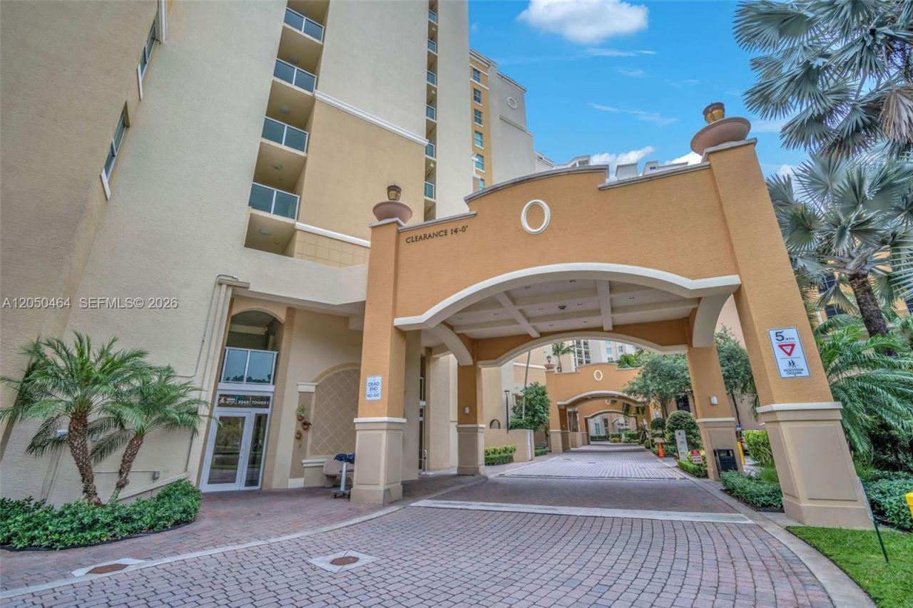 3340 NE 190th St , Unit 1206, Aventura, FL 33180 Photo