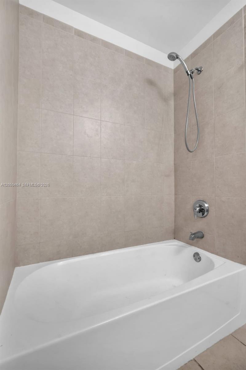 3340 NE 190th St , Unit 1206, Aventura, FL 33180 Photo