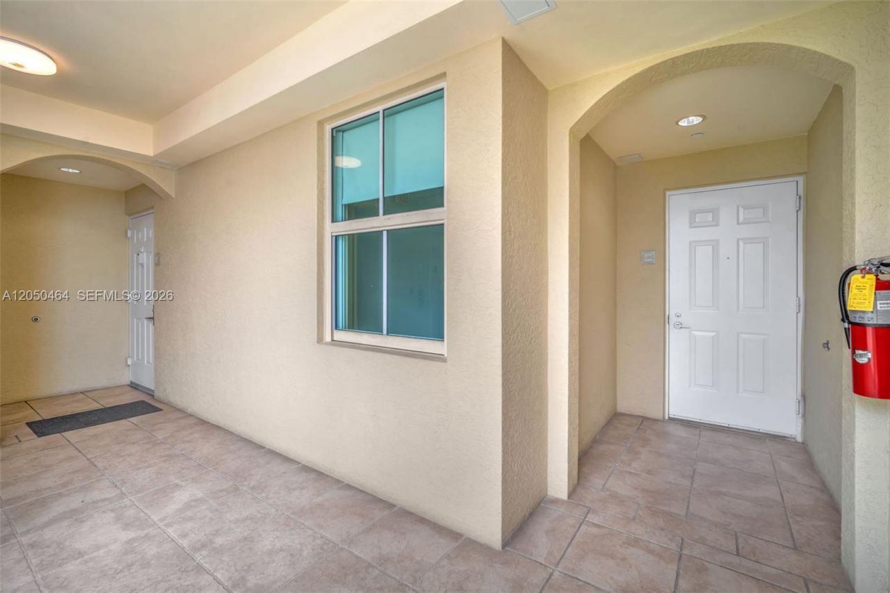 3340 NE 190th St , Unit 1206, Aventura, FL 33180 Photo