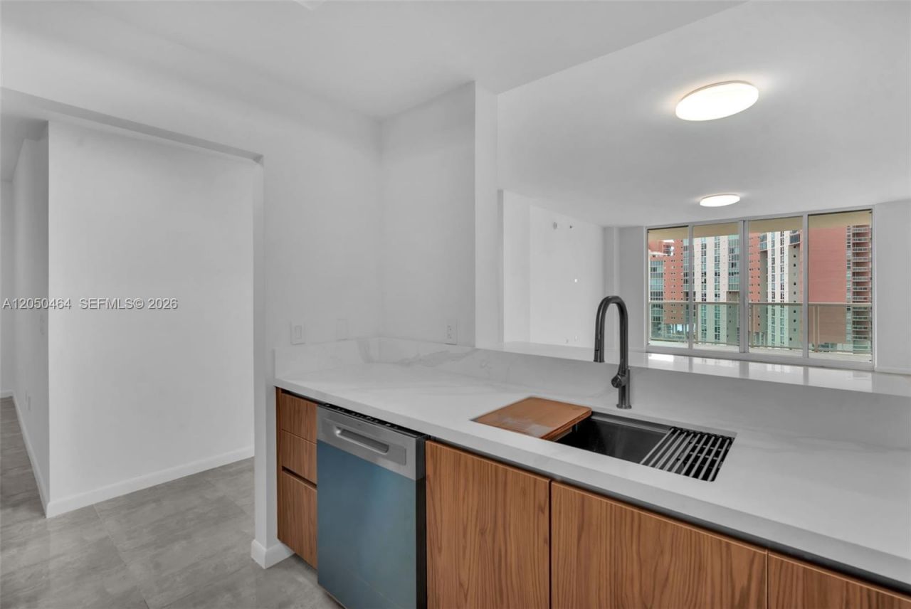 3340 NE 190th St , Unit 1206, Aventura, FL 33180 Photo
