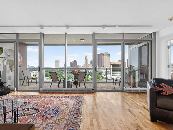 1 Miranova Place, Unit 1710, Columbus, OH 43215