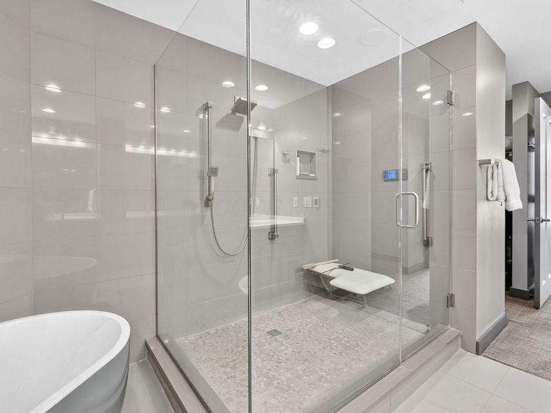 1 Miranova Place, Unit 1710, Columbus, OH 43215 Photo 30