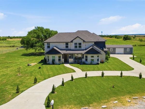 125 Woolard Drive, Alvarado, TX 76009