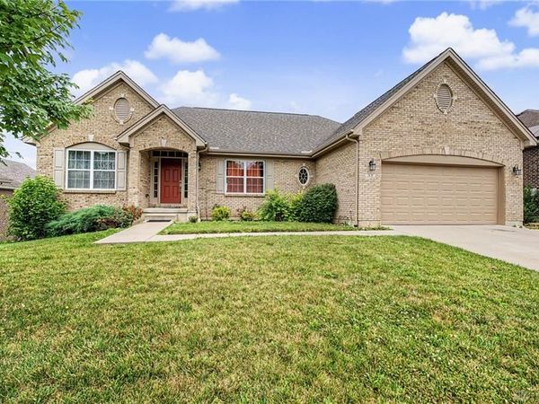 35 Louise Drive, Springboro, OH 45066