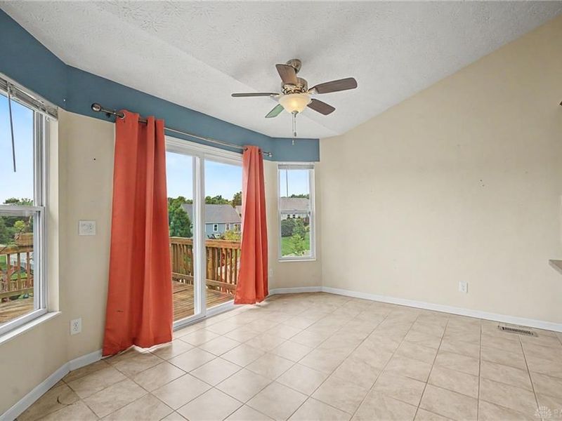 35 Louise Drive, Springboro, OH 45066 Photo 13