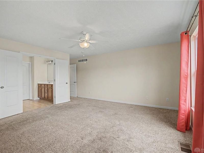 35 Louise Drive, Springboro, OH 45066 Photo 24