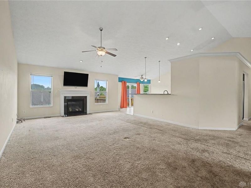 35 Louise Drive, Springboro, OH 45066 Photo 8