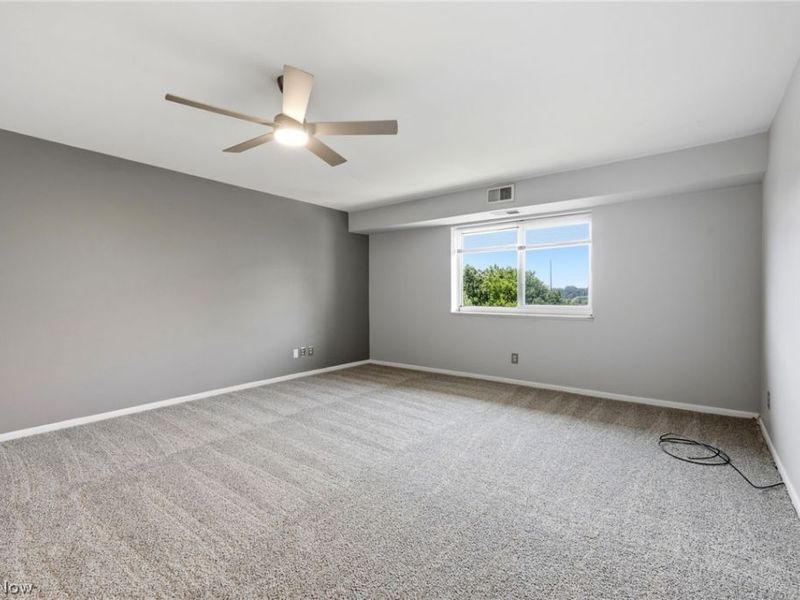 2202 Acacia Park Drive, Unit 2616, Lyndhurst, OH 44124 Photo 18